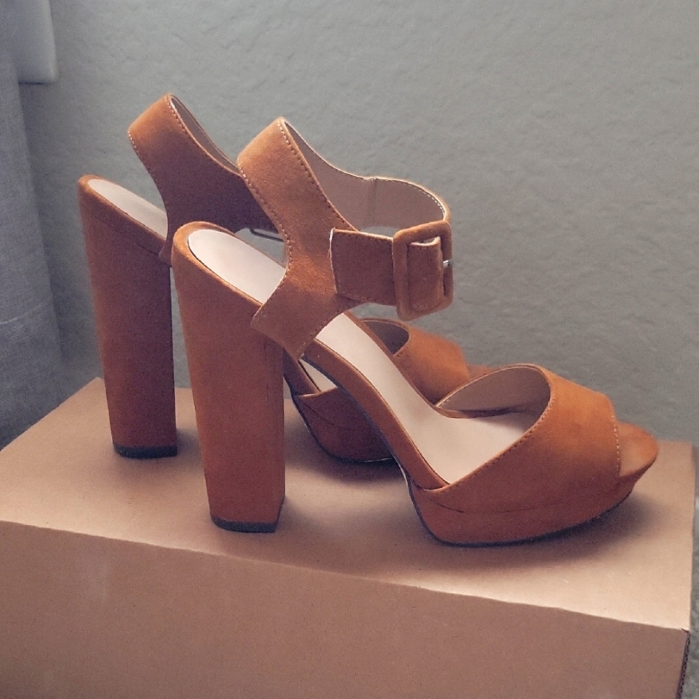 Elegant Suede Tan Platform Heels